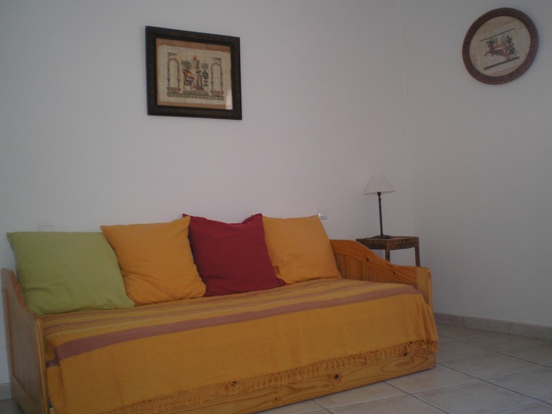 chambre 2 rdch  (2 lits gigognes en 90cm)