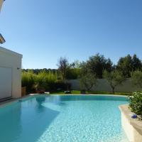 piscine vue du séjour