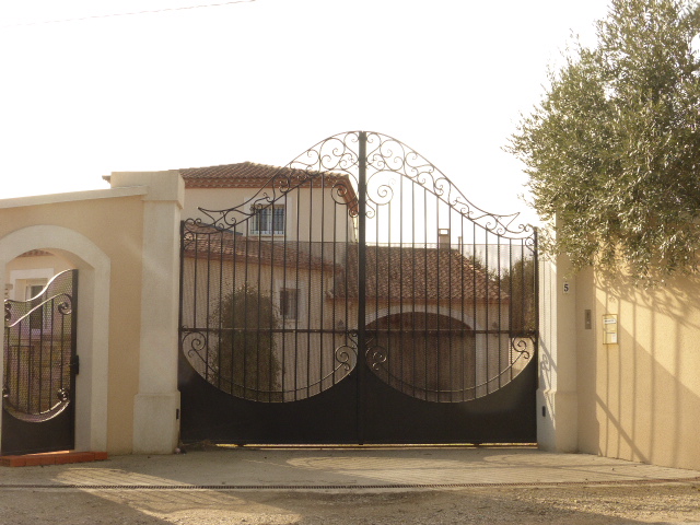 Portail d'entrée, portillon, vidéophone